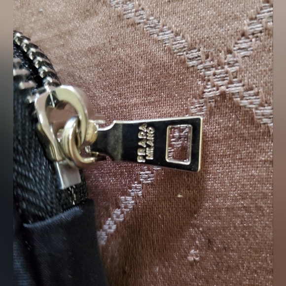 New PRADA Black Tessuto Nylon Mini Pouch Wallet Bag with Clip - Picture 4 of 9